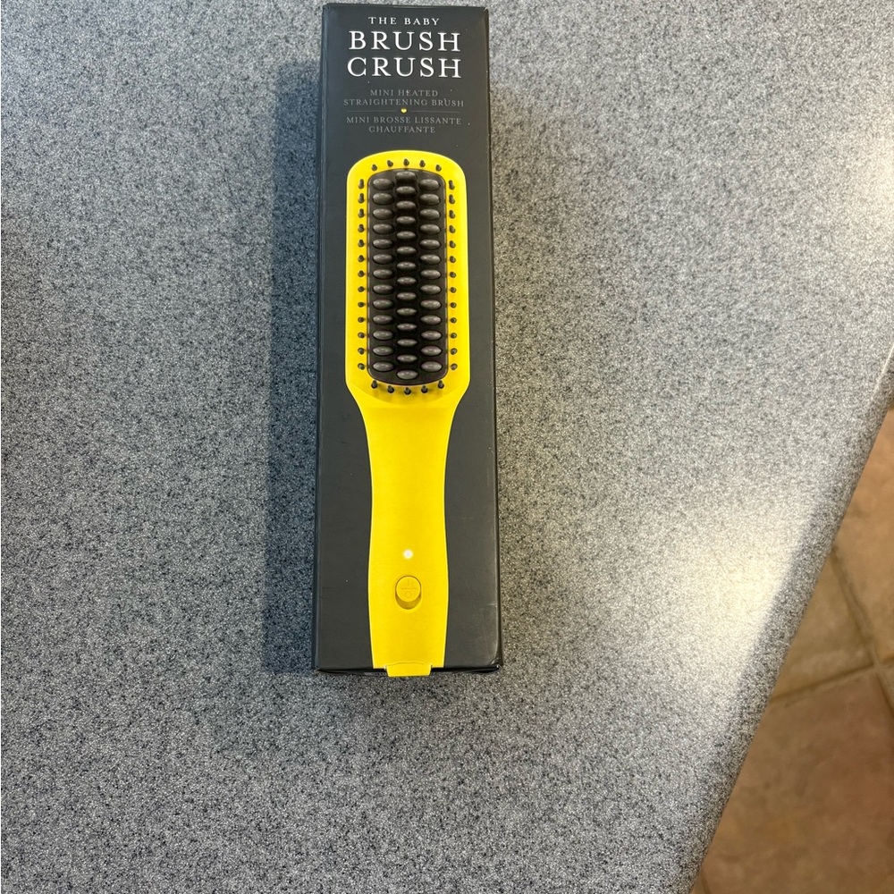 Drybar Yellow The Baby Brush Crush